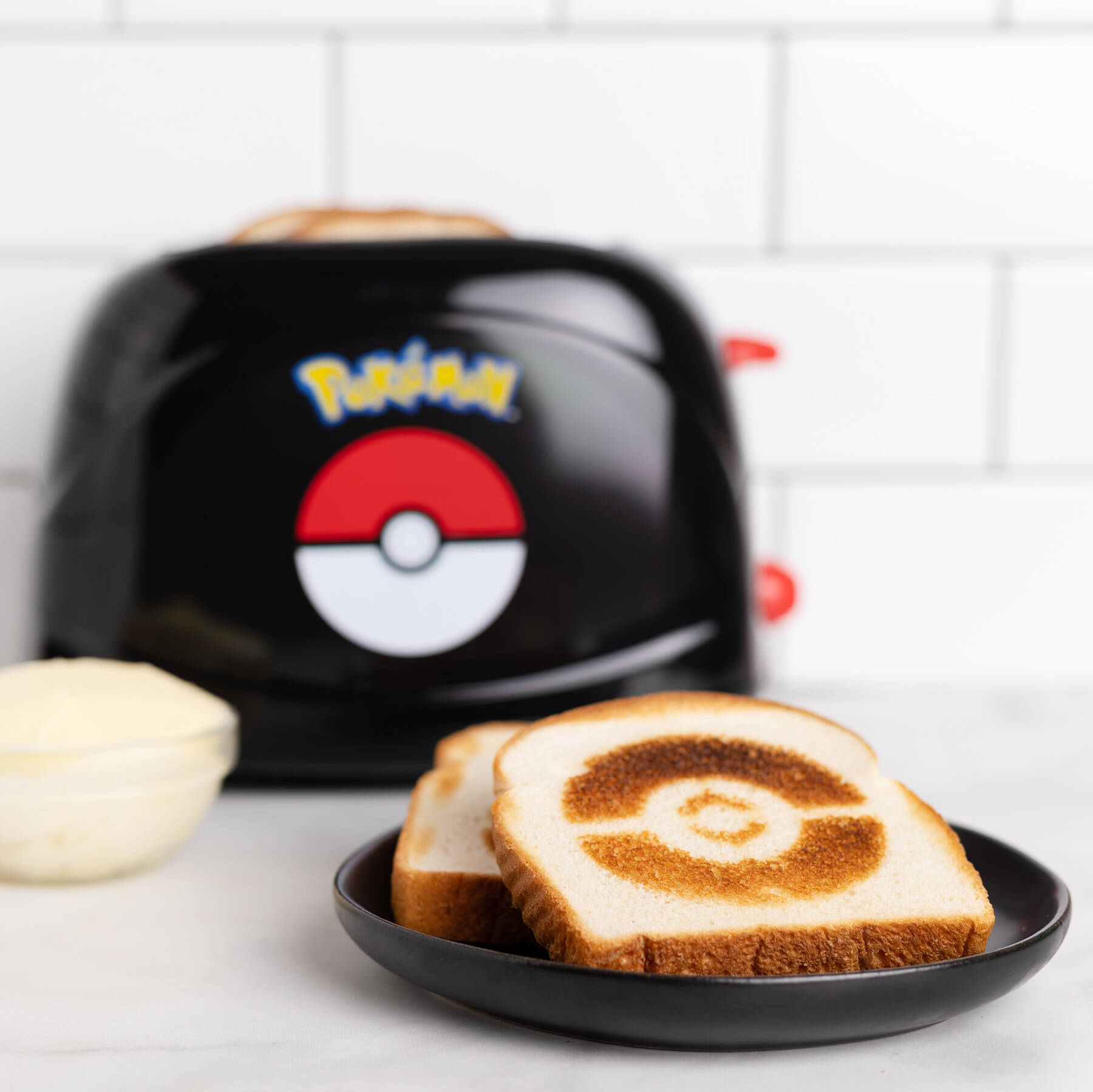 Pokémon Poké Ball Toaster