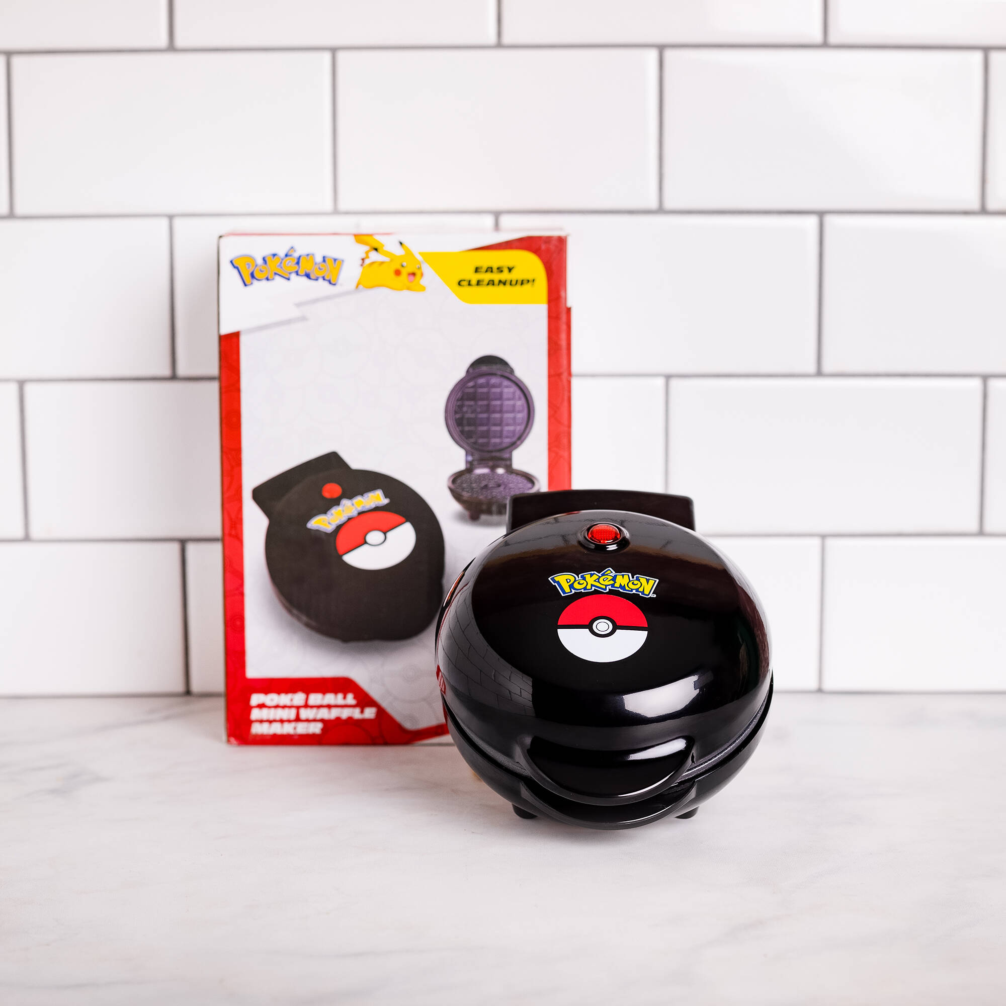 Pokemon Pokeball Waffle Maker